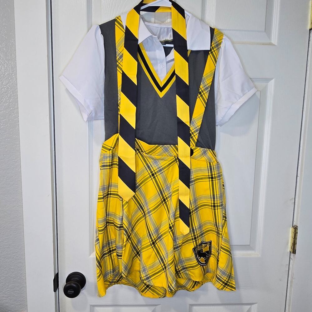 Harry Potter Hufflepuff Uniform Costume Adult Large 12-14 Spirit Halloween